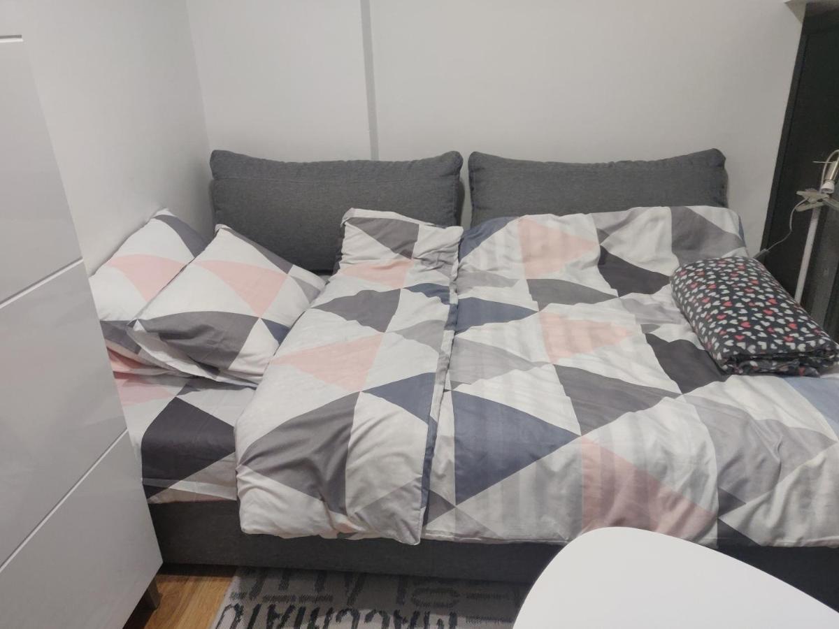 Apartman Lori M Kraljevo Esterno foto